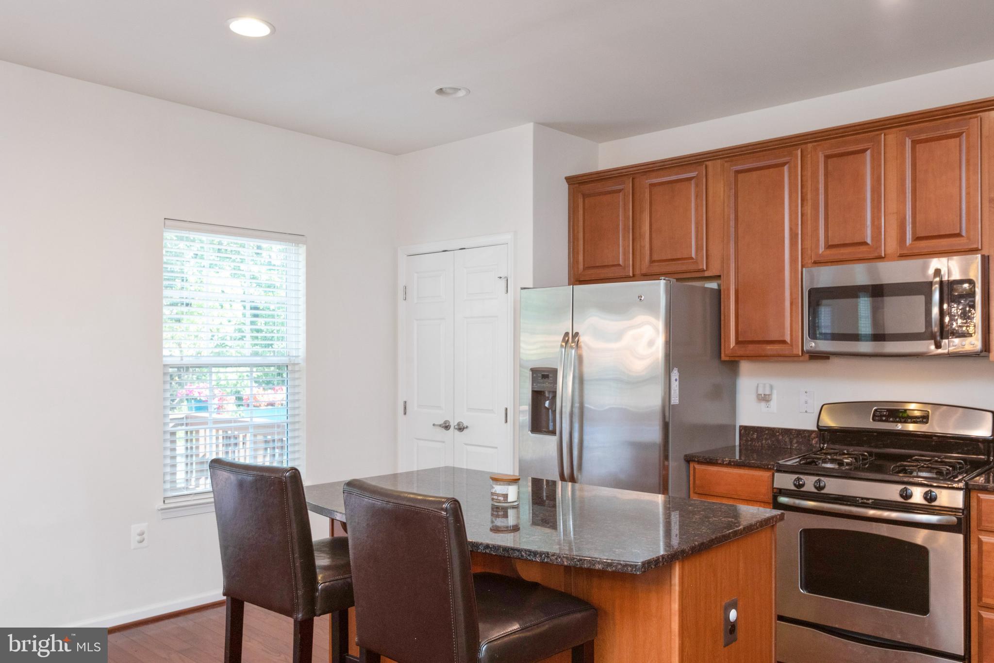 407 Alba Road Fredericksburg, VA 22405 - Photo 15 of 31 Kitchen Isand