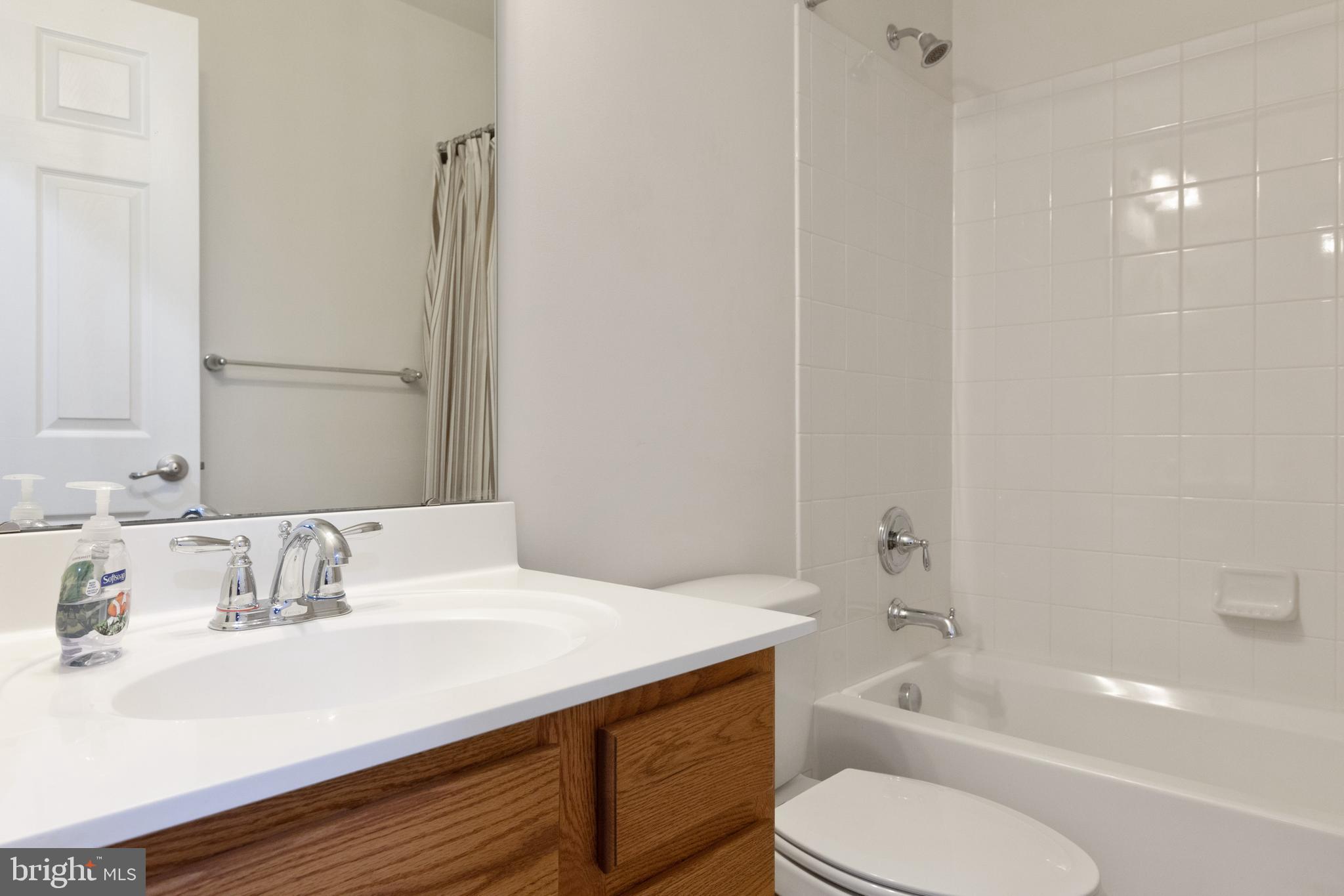 407 Alba Road Fredericksburg, VA 22405 - Photo 24 of 31 Hall Bath
