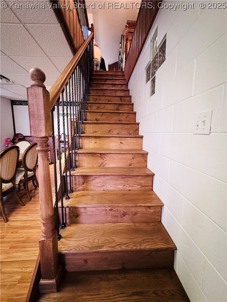 134 Morrison Fork Road Scott Depot, WV 25560 - Photo 7 of 41 Gallery Image 7