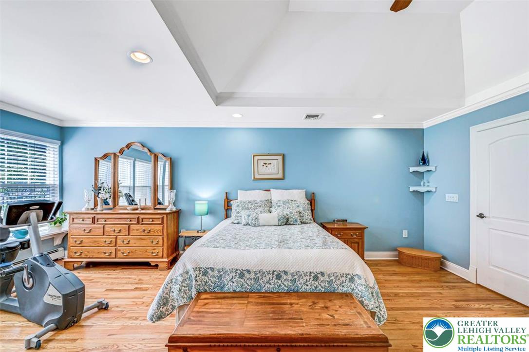 1284 Burger Hollow Road Effort, PA 18330 - Photo 60 of 100 Recessed Lighting & Tray Ceilings