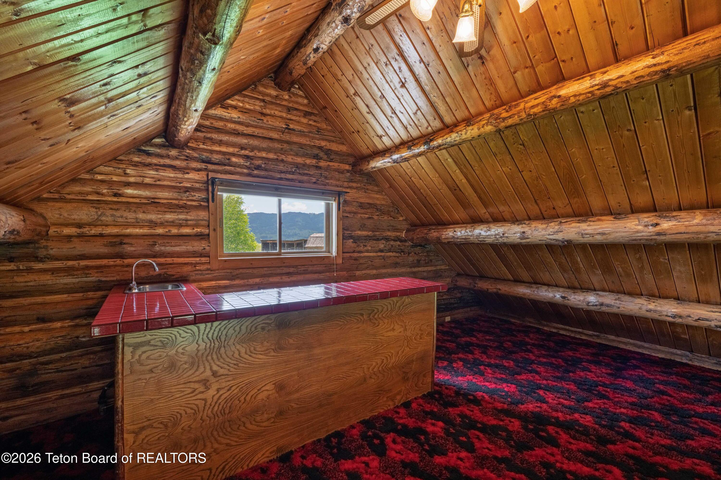 2050 East Snowberry Road Jackson, WY 83001 - Photo 11 of 14 MLS_Snowberry home_JGPhoto-14