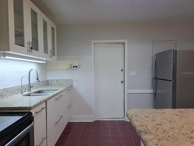 $2,800 | 4713 West El Prado Boulevard, Tampa, FL 33629