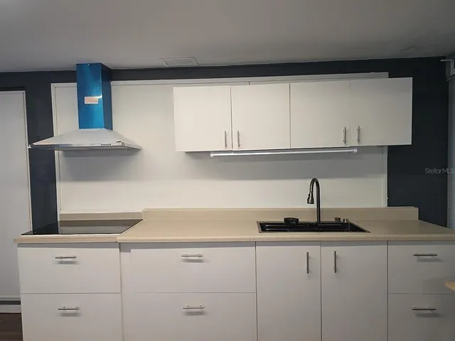 $2,800 | 4713 West El Prado Boulevard, Tampa, FL 33629