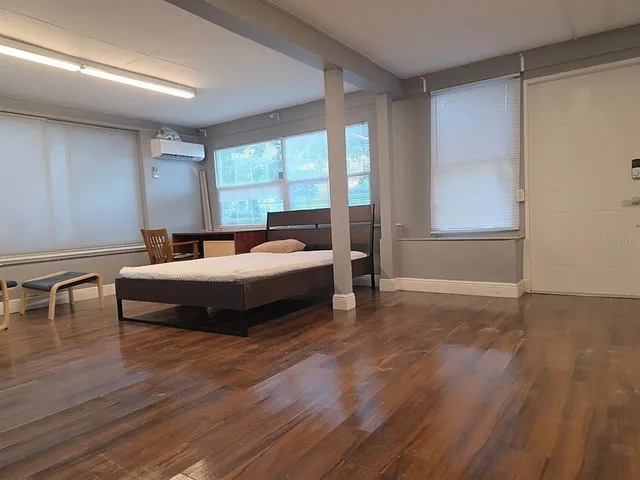 $2,800 | 4713 West El Prado Boulevard, Tampa, FL 33629