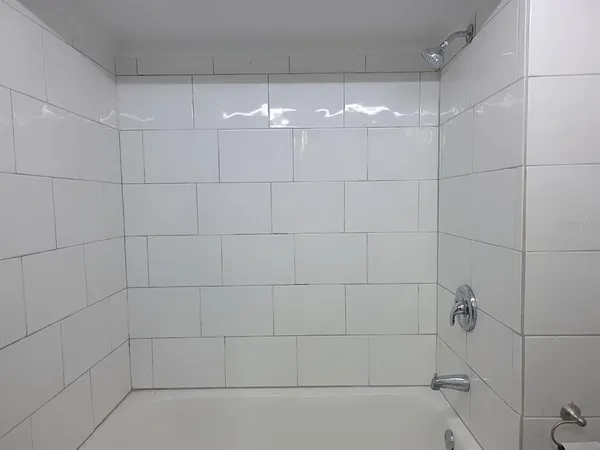 $2,500 | 4713 West El Prado Boulevard, Tampa, FL 33629
