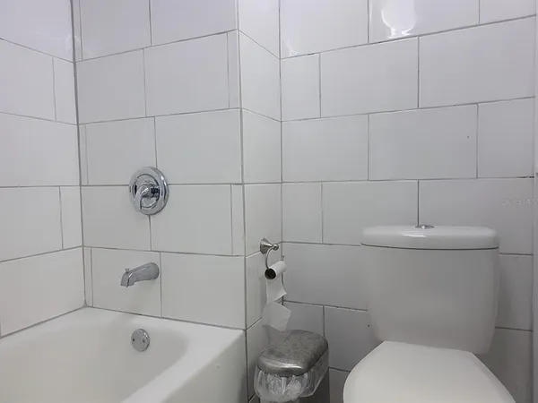 $2,500 | 4713 West El Prado Boulevard, Tampa, FL 33629