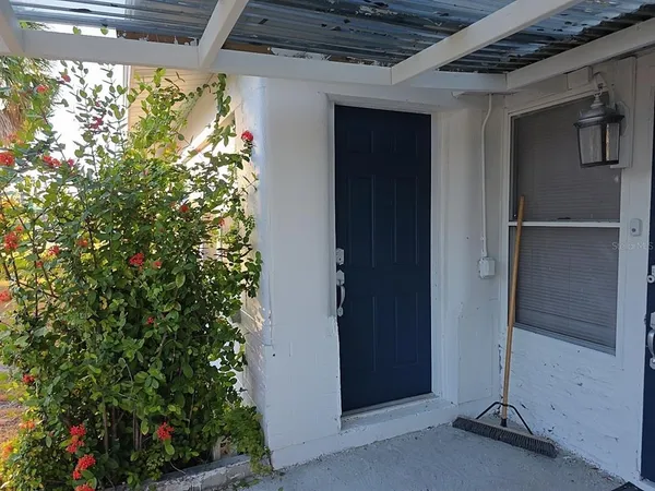 $2,500 | 4713 West El Prado Boulevard, Tampa, FL 33629