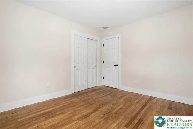 $379,900 | 1652 Pleasant View Road, Bethlehem, PA 18015