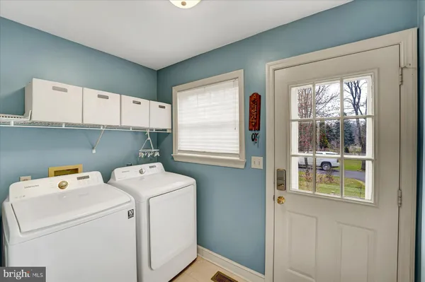 $689,000 | 615 Meeks Lane, Port Matilda, PA 16870