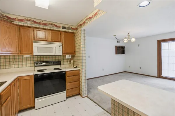 $160,000 | 503 Clubhouse Drive, Washington, PA 15301