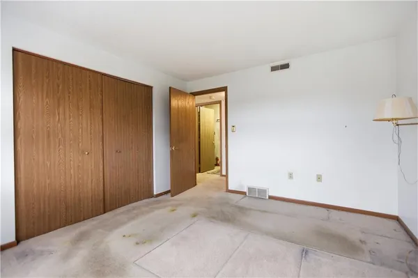 $160,000 | 503 Clubhouse Drive, Washington, PA 15301