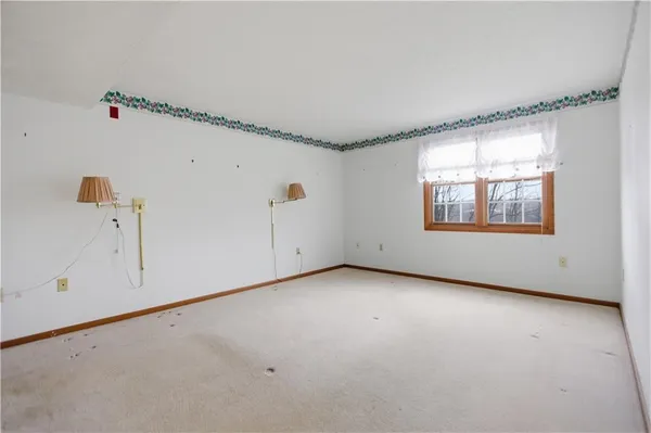 $160,000 | 503 Clubhouse Drive, Washington, PA 15301