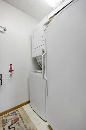 $160,000 | 503 Clubhouse Drive, Washington, PA 15301