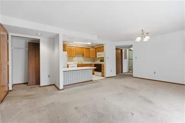 $160,000 | 503 Clubhouse Drive, Washington, PA 15301