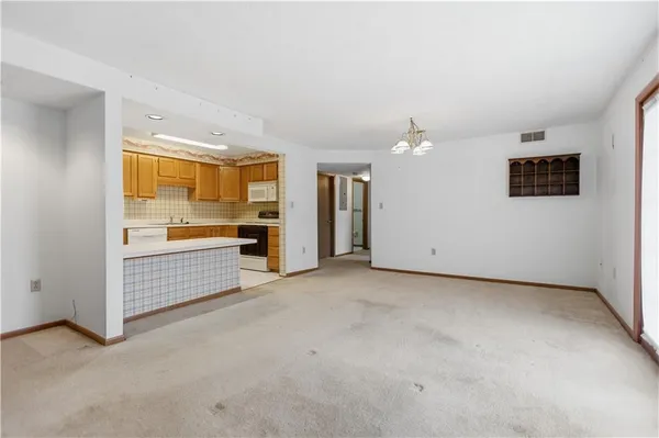 $160,000 | 503 Clubhouse Drive, Washington, PA 15301