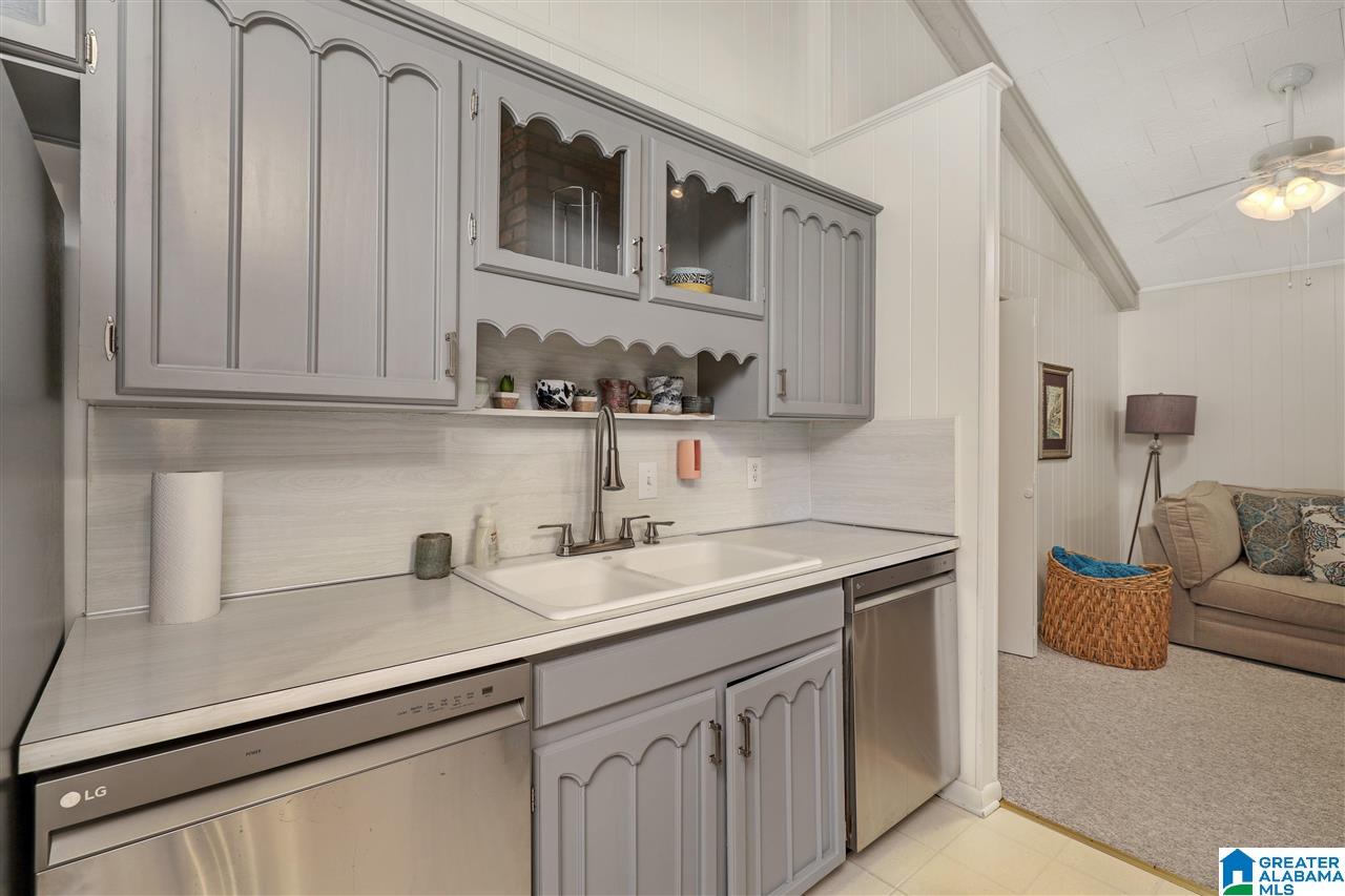 1210 4th Avenue Southwest Alabaster, AL 35007 - Photo 13 of 44