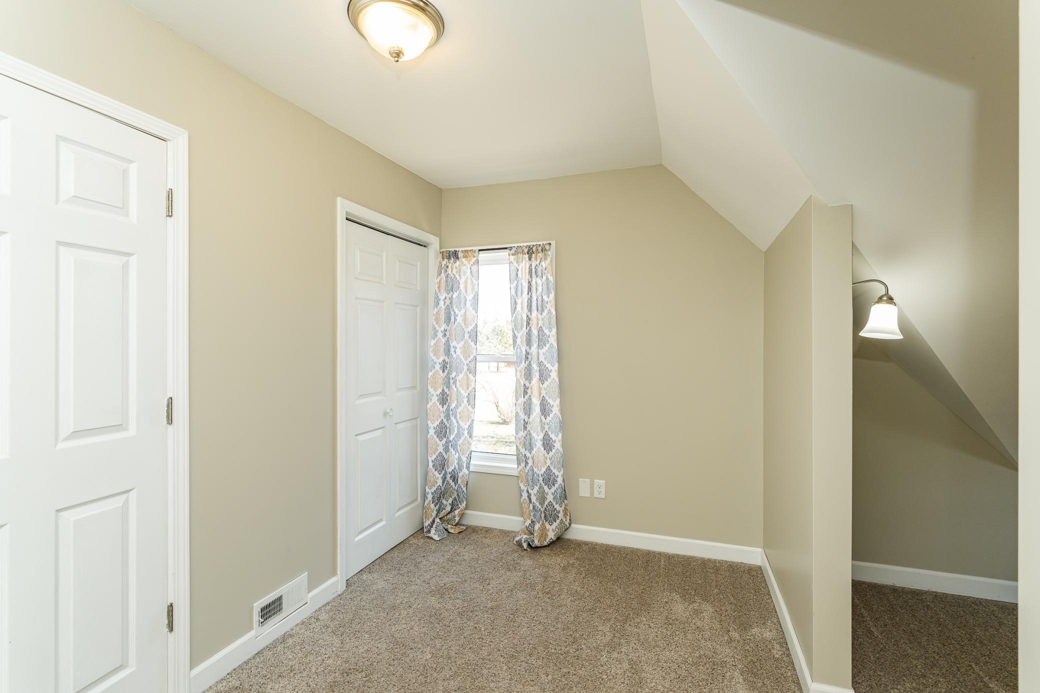 340 East Main Street Utica, MN 55979 - Photo 14 of 33