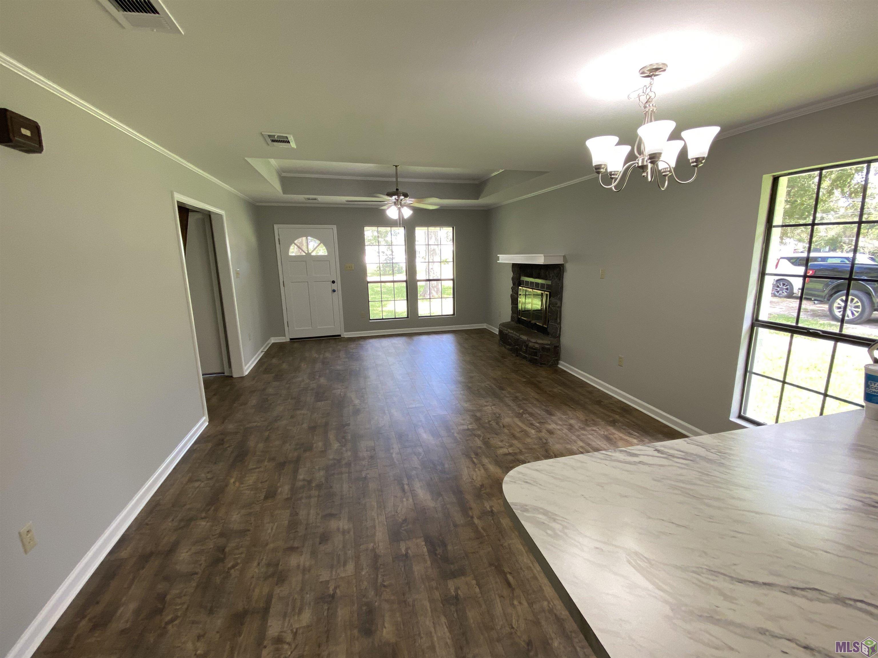1026 Rodeo Drive Denham Springs, LA 70726 - Photo 7 of 10 Gallery Image 7