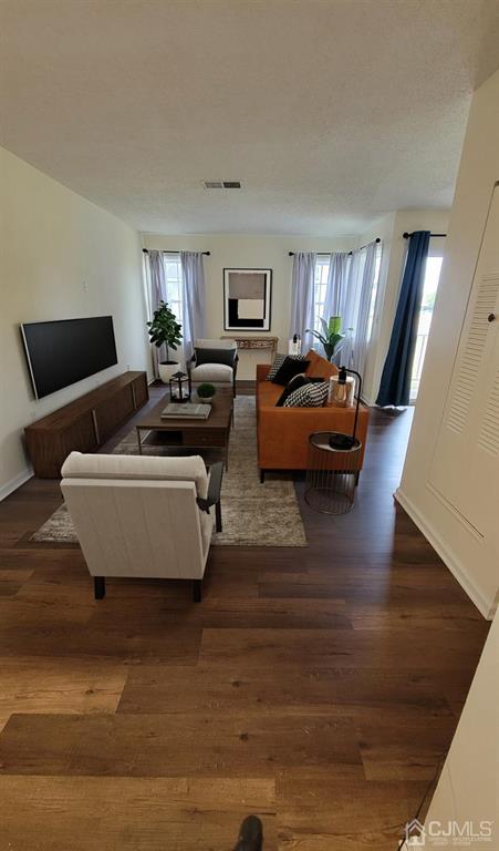 510 Edpas Road New Brunswick, NJ 08901 - Photo 5 of 29 Gallery Image 5