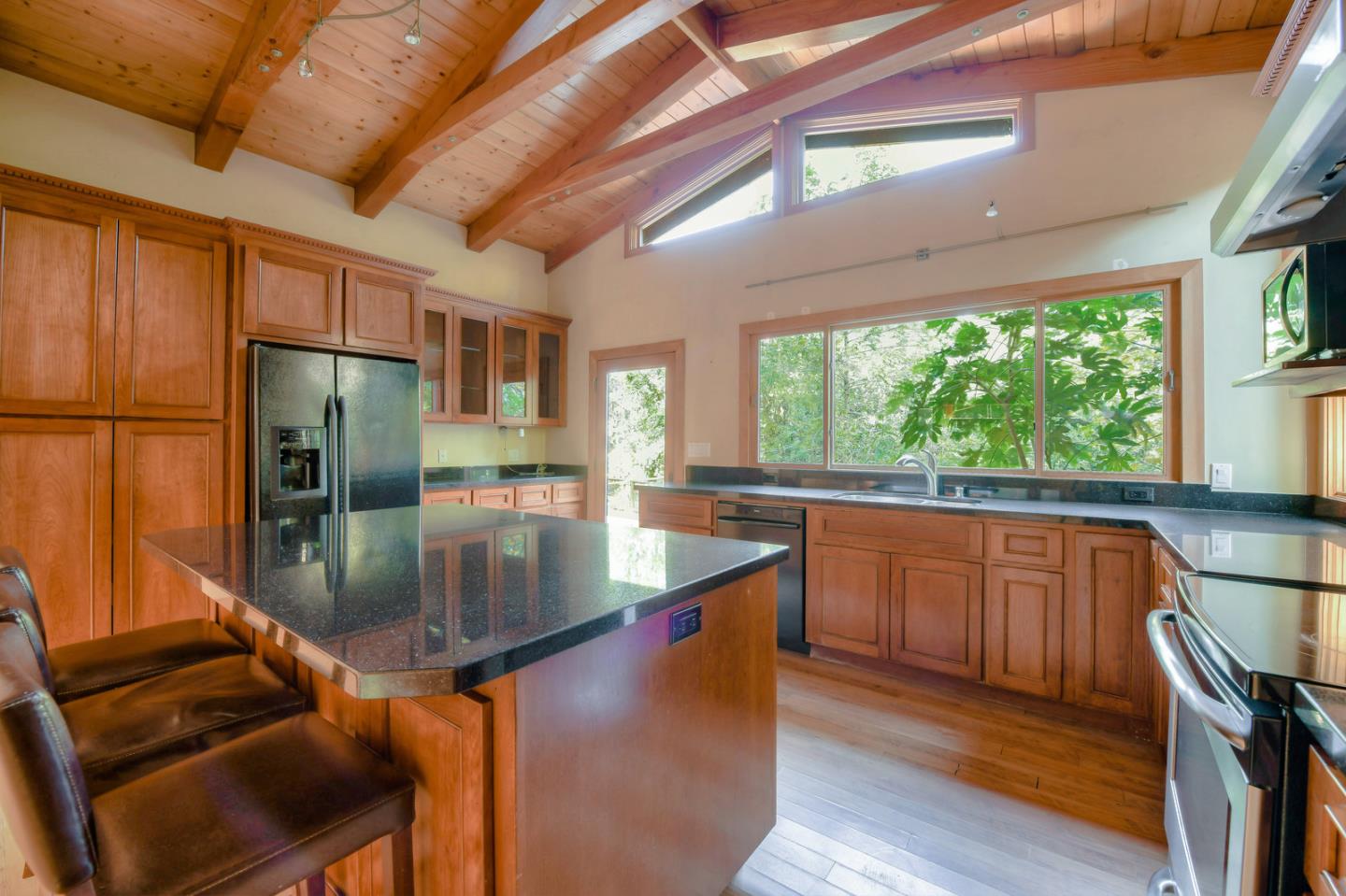22525 Summit Road Los Gatos, CA 95033 - Photo 11 of 37 Gallery Image 11