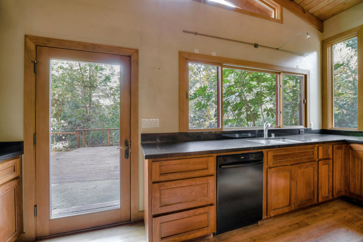 22525 Summit Road Los Gatos, CA 95033 - Photo 14 of 37 Gallery Image 14