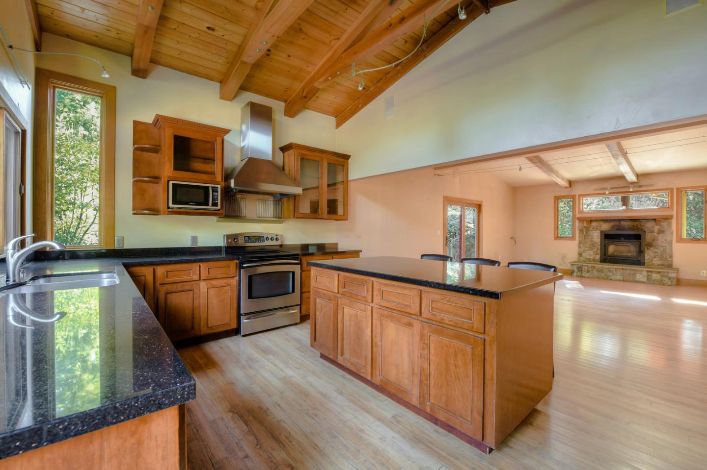22525 Summit Road Los Gatos, CA 95033 - Photo 15 of 37 Gallery Image 15
