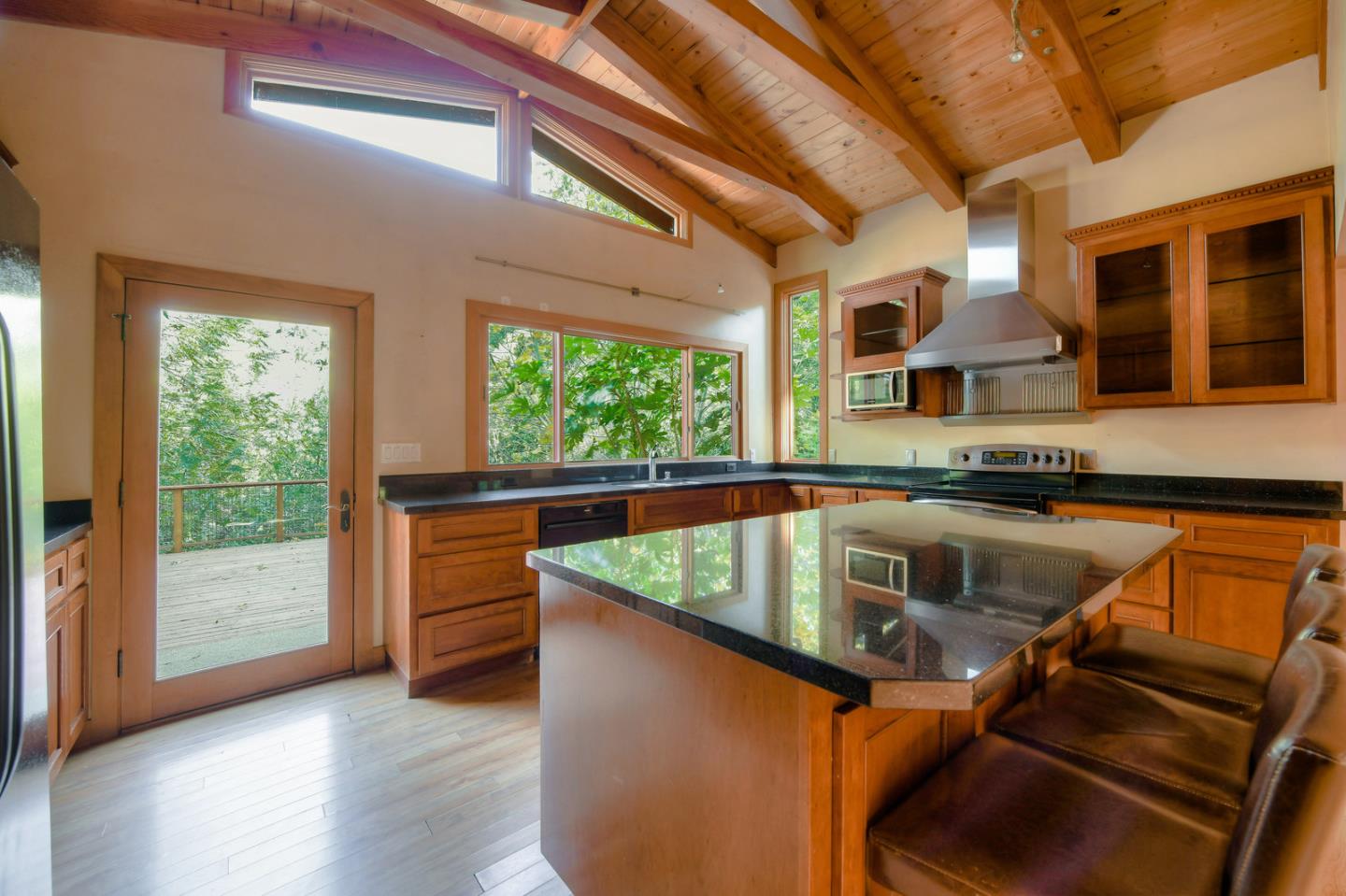 22525 Summit Road Los Gatos, CA 95033 - Photo 9 of 37 Gallery Image 9
