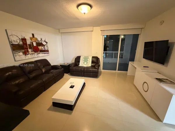 $2,850 | 170 Southeast 14th Street, Unit 2202, Miami, FL 33131