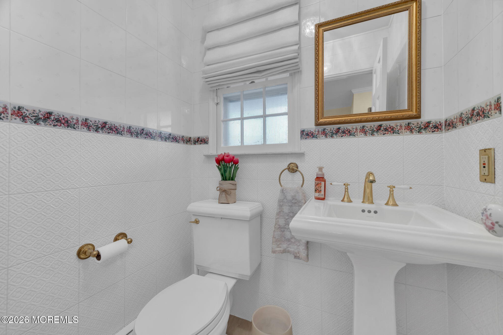 155 Meadow Road Clark, NJ 07066 - Photo 9 of 48 13-web-or-mls-2M1A0475