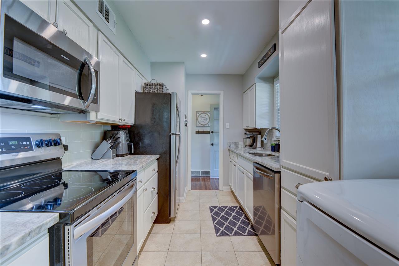 1556 Wilbec Road Memphis, TN 38117 - Photo 7 of 25 Gallery Image 7