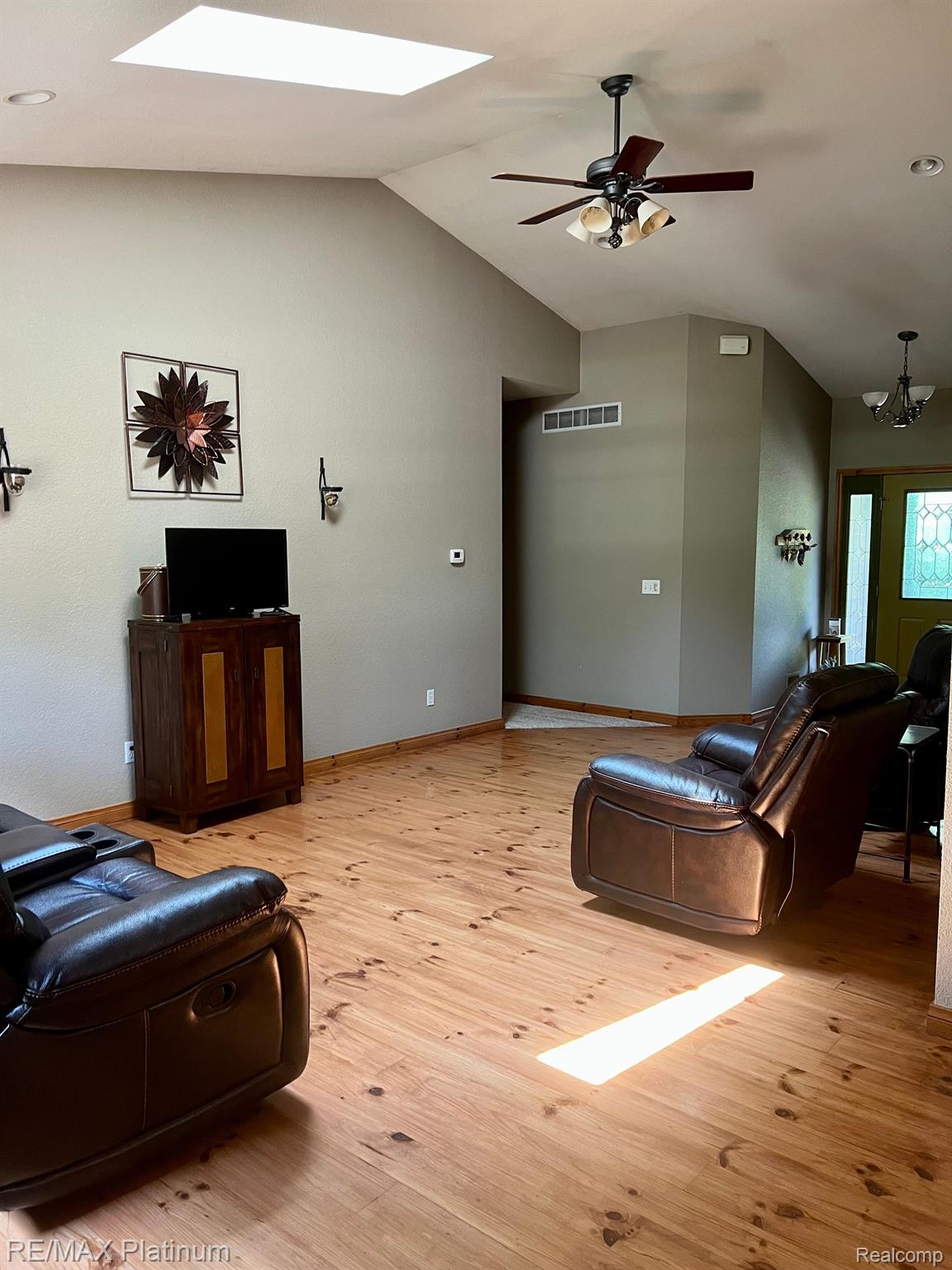 17095 Rosehill Road Pinckney, MI 48169 - Photo 17 of 57 Gallery Image 17