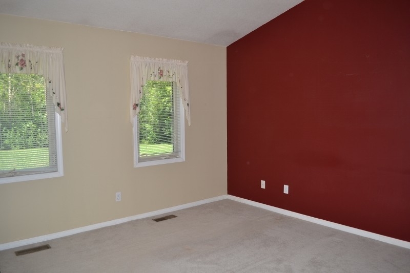 5919 East Valley Road Mount Pleasant, MI 48858 - Photo 13 of 19 1805320-12.JPG