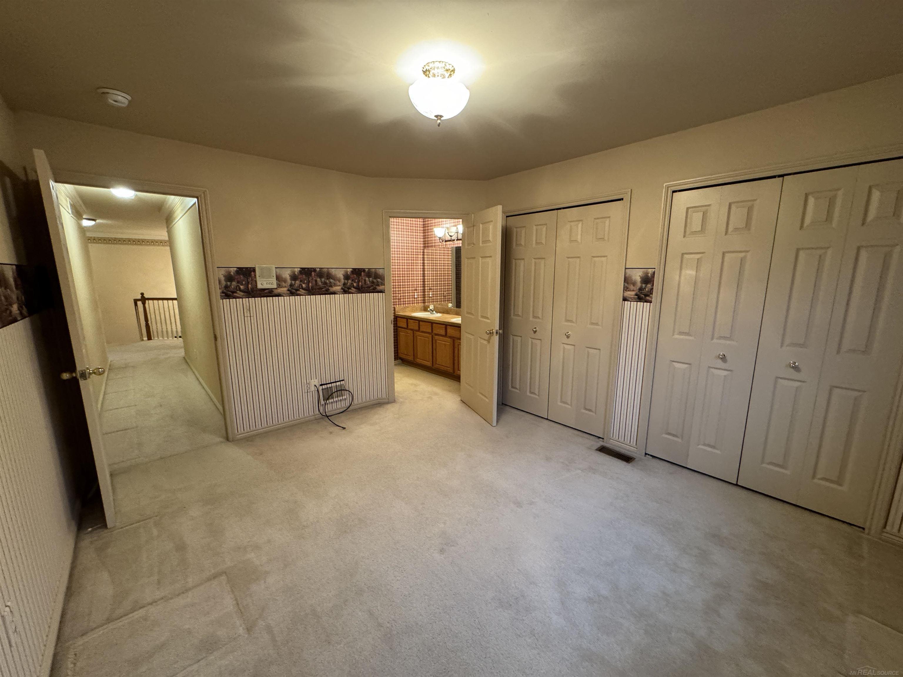 4042 Springbrook Drive Sterling Heights, MI 48314 - Photo 20 of 31 50161591-87a338e4-39a2-4203-9294-cf433f3ab230.JPG