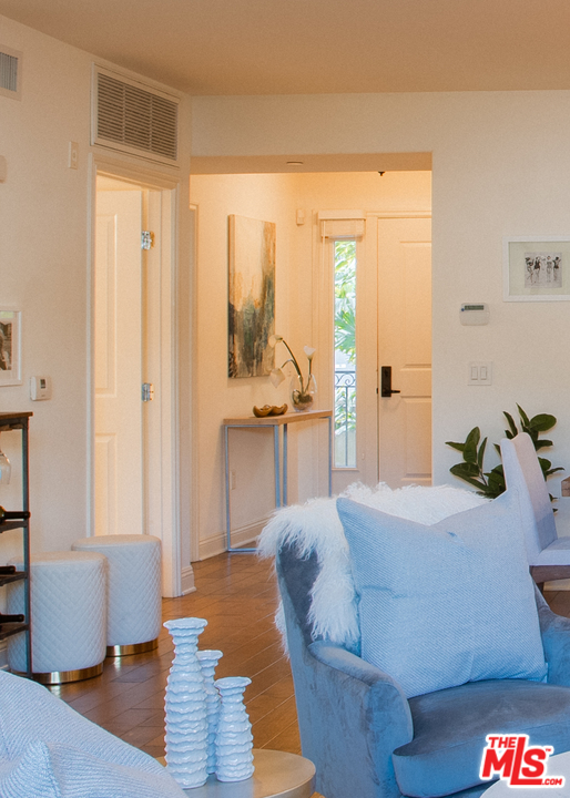 8238 West Manchester Avenue, Unit 204 Playa del Rey, CA 90293 - Photo 4 of 29