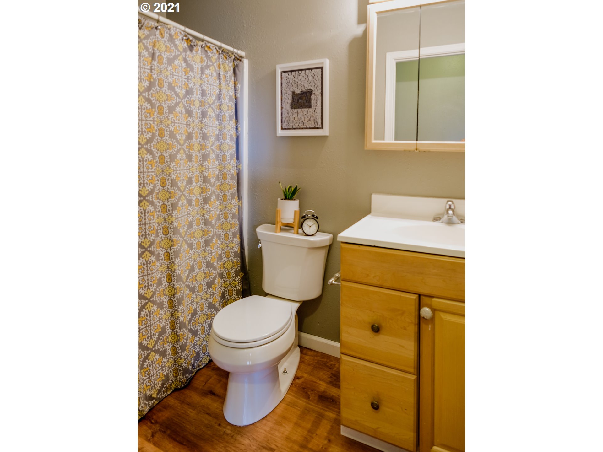 1936 G Street Springfield, OR 97477 - Photo 13 of 19