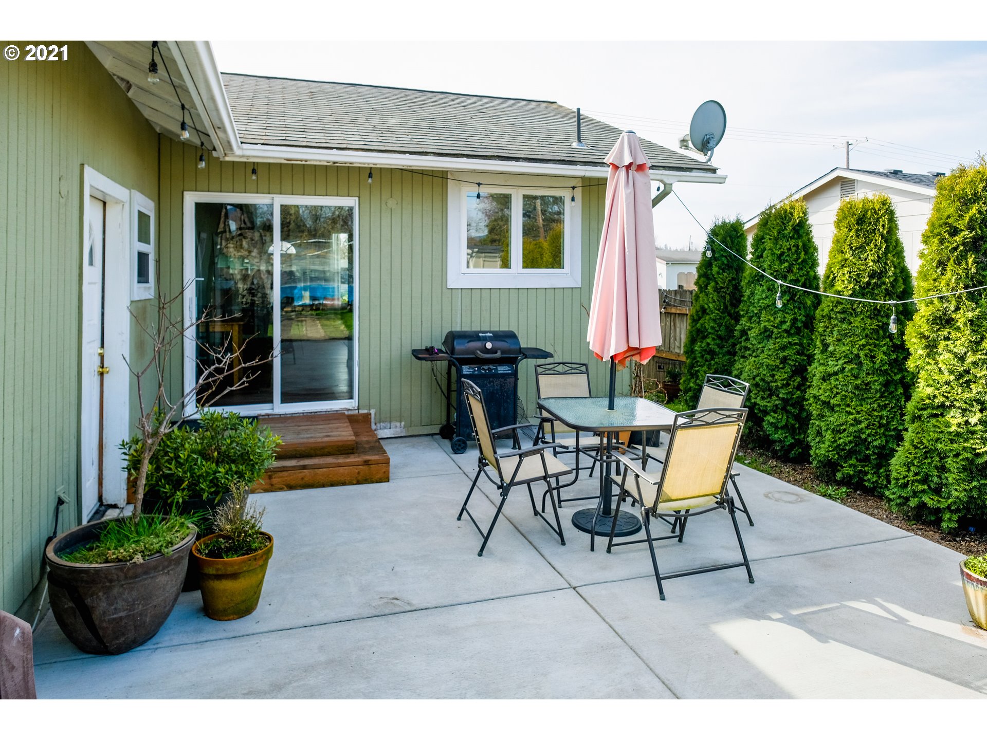 1936 G Street Springfield, OR 97477 - Photo 16 of 19