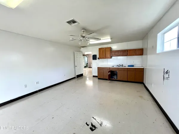 $399,900 | 1117 Oak Cluster Drive, Sevierville, TN 37862