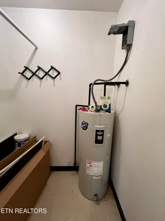 $399,900 | 1117 Oak Cluster Drive, Sevierville, TN 37862