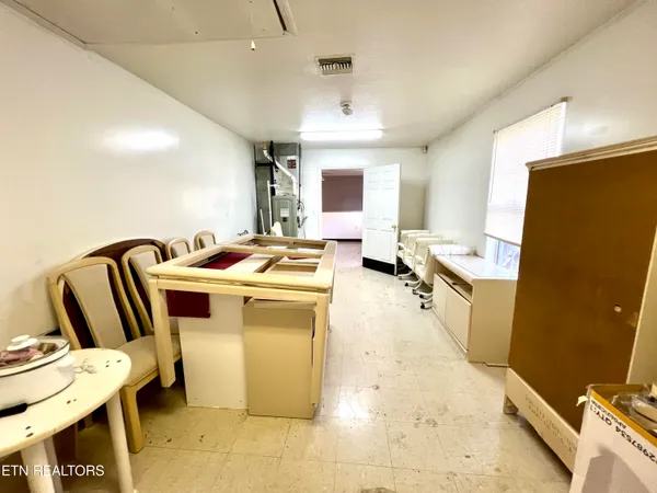 $399,900 | 1117 Oak Cluster Drive, Sevierville, TN 37862