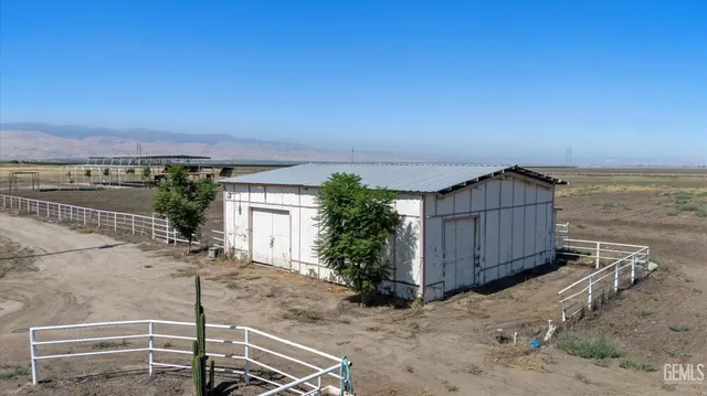 $14,500,000 | Undisclosed Address, Bakersfield, CA 93313