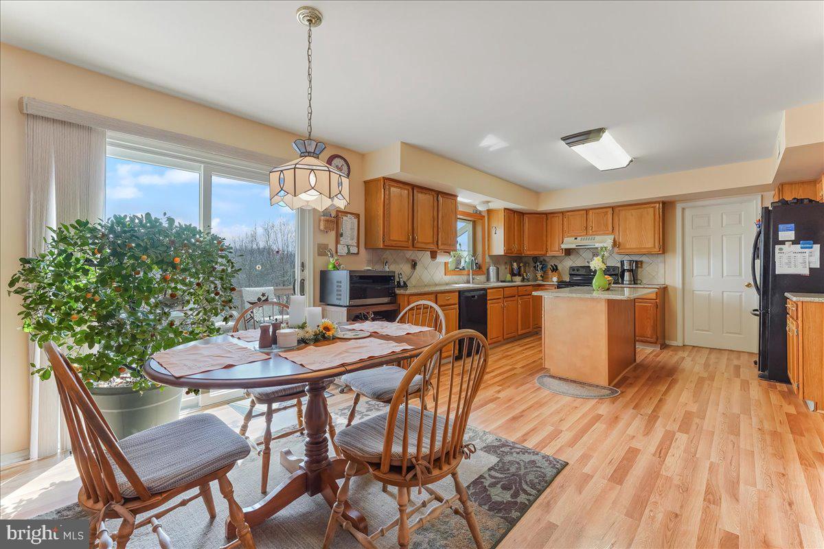 386 Styer Road Glenmoore, PA 19343 - Photo 11 of 41 Eat in kitchen with a fabulous view