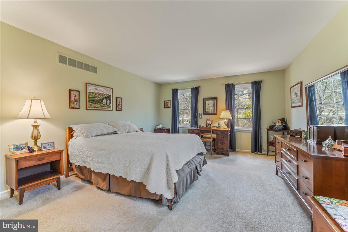 386 Styer Road Glenmoore, PA 19343 - Photo 17 of 41 Gallery Image 17