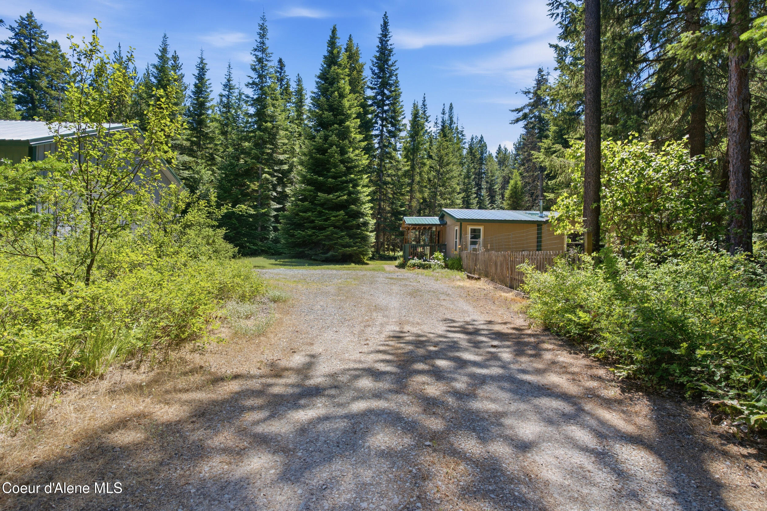 428 South Rena Road Oldtown, ID 83822 - Photo 38 of 53 Driveway