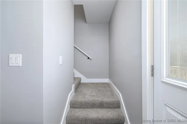 $374,900 | 3913 Paoli Pike, Floyds Knobs, IN 47119