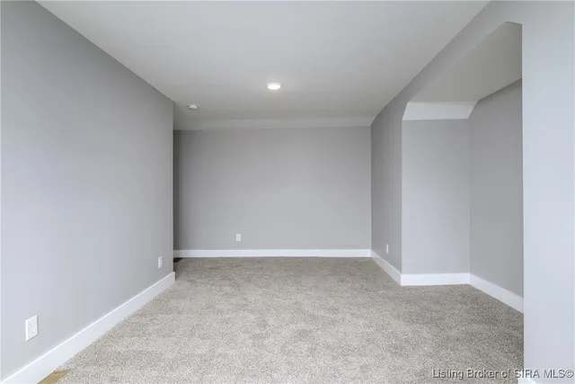 $374,900 | 3913 Paoli Pike, Floyds Knobs, IN 47119