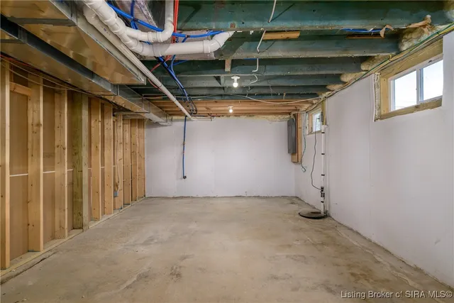 $374,900 | 3913 Paoli Pike, Floyds Knobs, IN 47119