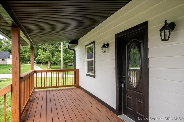 $374,900 | 3913 Paoli Pike, Floyds Knobs, IN 47119