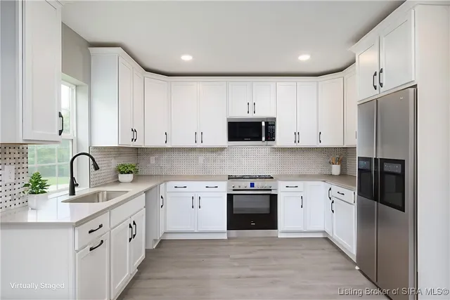 $374,900 | 3913 Paoli Pike, Floyds Knobs, IN 47119