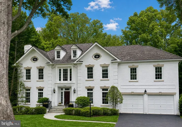 $2,485,000 | 7109 Deer Crossing Court, Bethesda, MD 20817