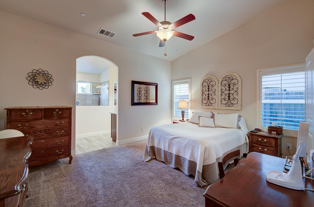 391 Maclure Avenue Madera, CA 93636 - Photo 12 of 29